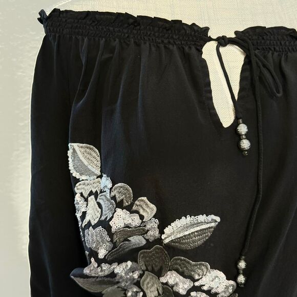 Cache black off-the-shoulder blouse - Picture 2 of 6